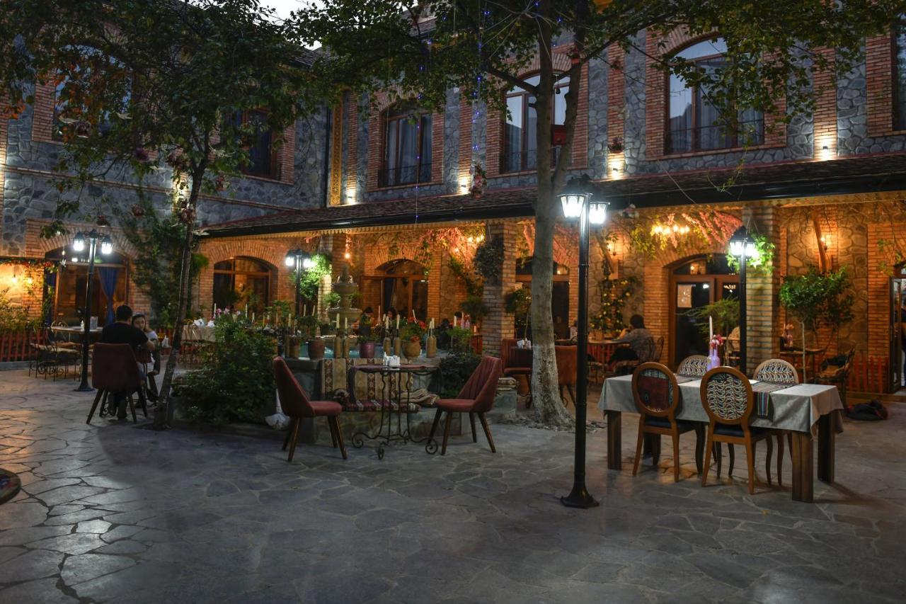 Old Town Sheki Hotel Exterior photo