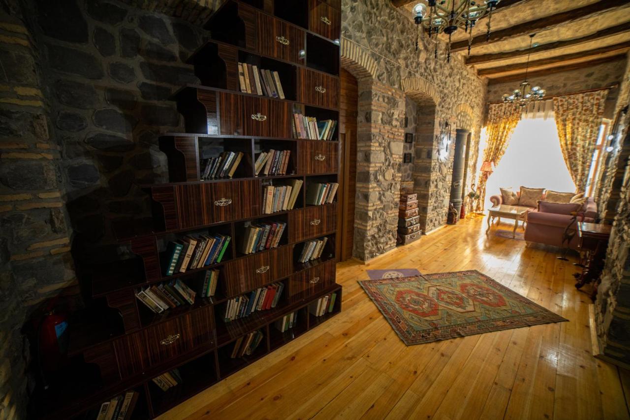 Old Town Sheki Hotel Exterior photo
