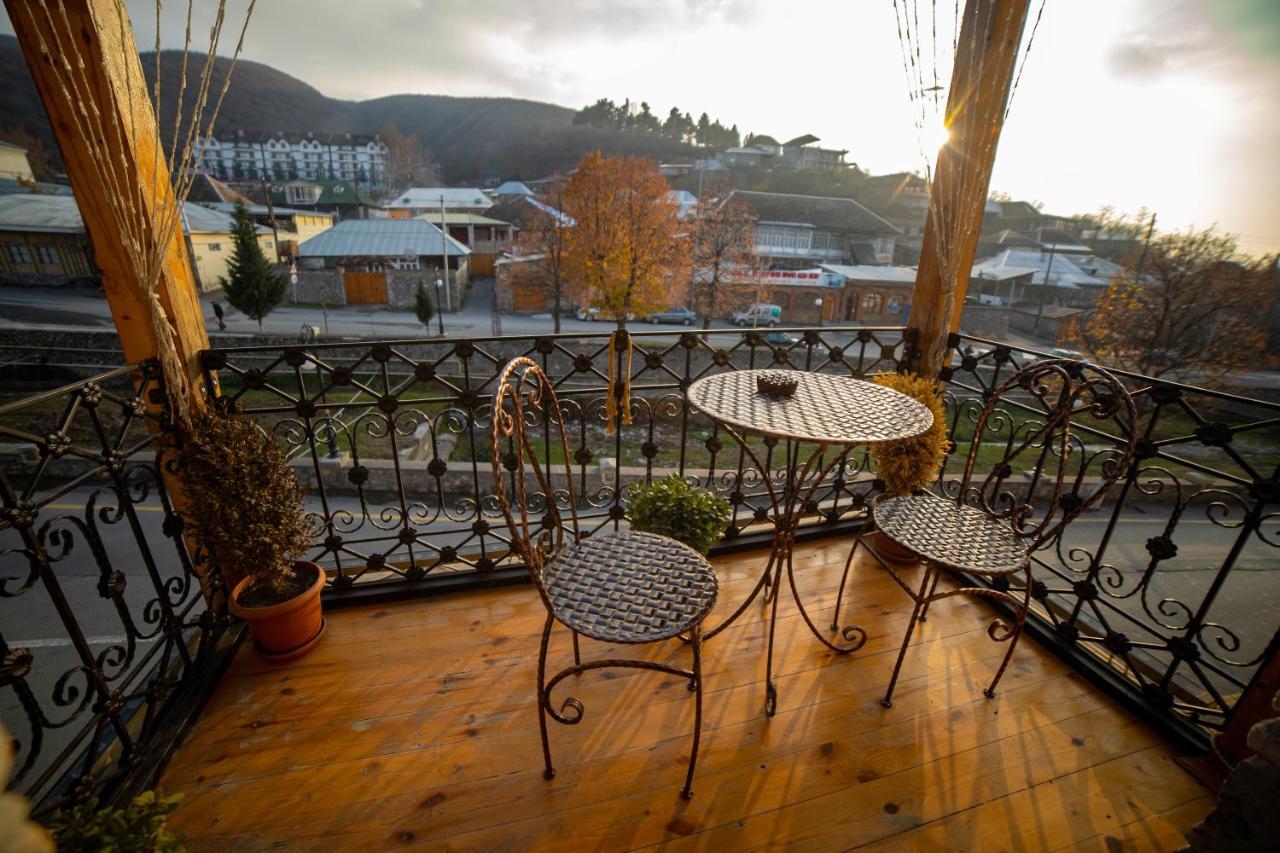 Old Town Sheki Hotel Exterior photo