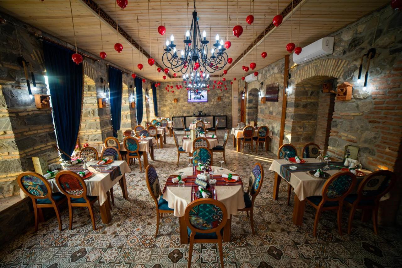Old Town Sheki Hotel Exterior photo