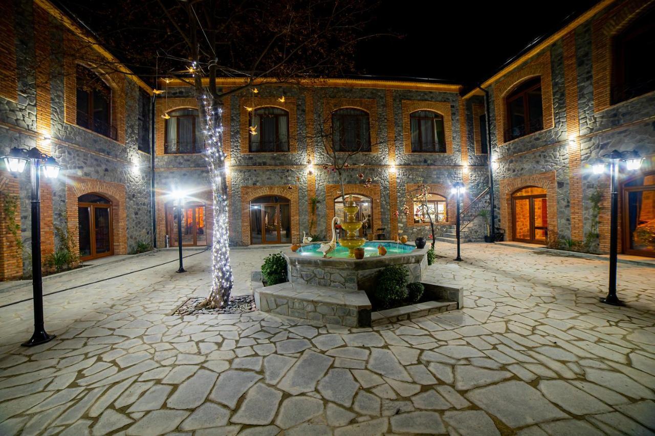 Old Town Sheki Hotel Exterior photo